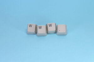 Web Hosting for Beginners picture by miguel-angel-padrinan-alba-jNMO0Ae0UBg-unsplash